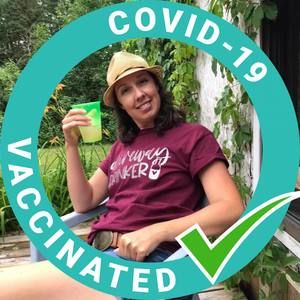 Meet your Posher, Adrienne